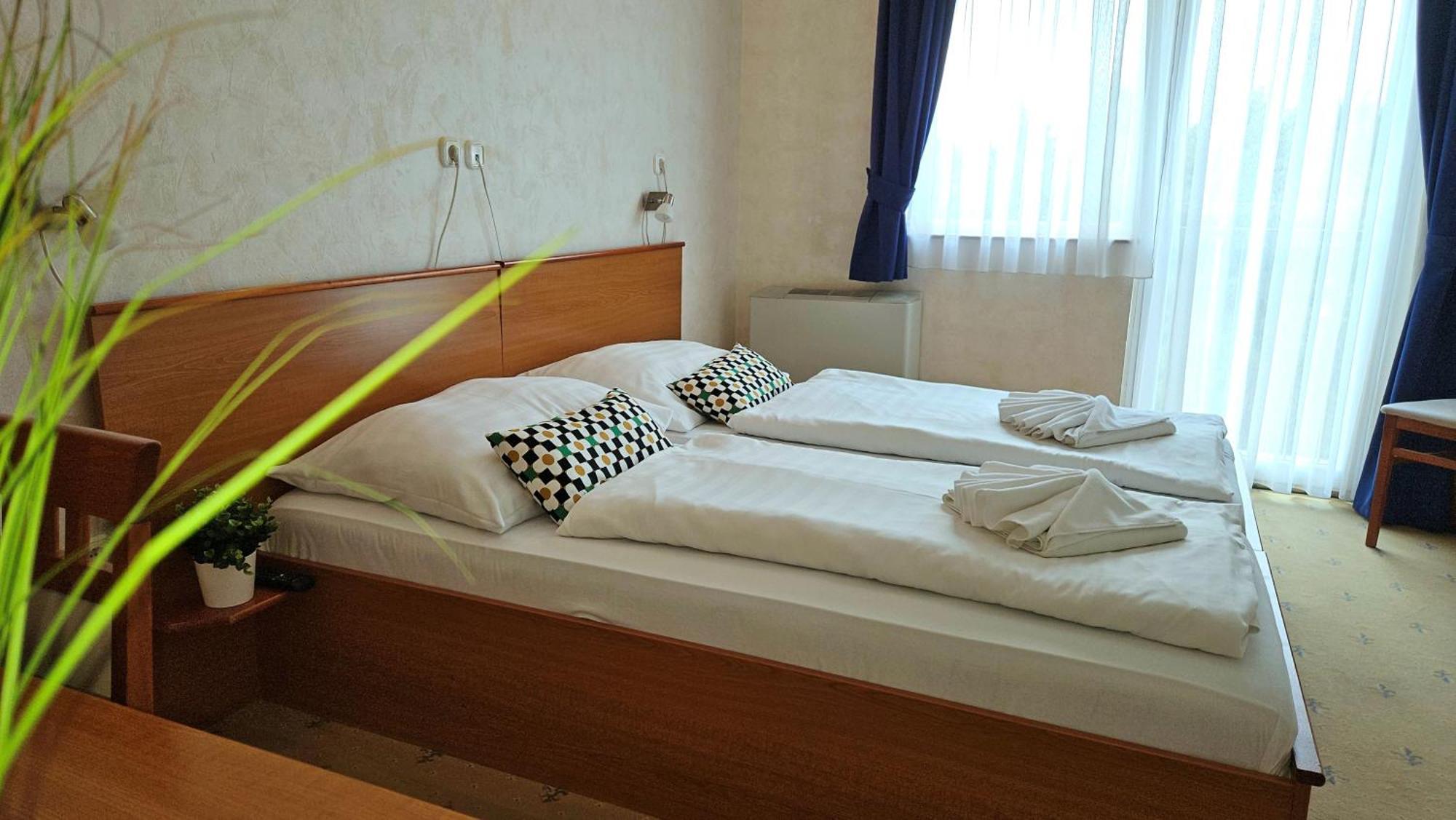 Koenig Отель 3*
